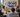 Sală mică de întâlniri echipată cu Logitech MeetUp 2 și Logitech Tap IP pentru colaborare hibridă și videoconferințe profesionale